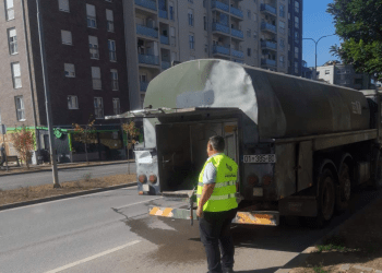 ”KRU Prishtina” vazhdon furnizimin me ujë të pijshëm përmes autoboteve