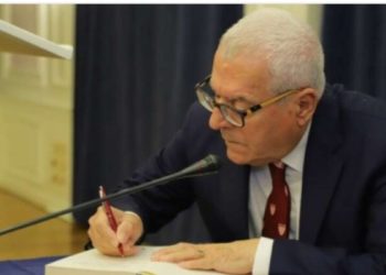 Protokolli diplomatik i një bandustani