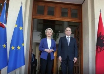 Presidentja e KE: Shqipëria është në rrugë të mirë për anëtarësim në BE