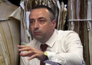 “I akuzuar për mbi 100 vrasje”, Gazmend Halilaj përmend Dino Asanajn, zbulon çka u gjet pas bastisjeve të Gjykatës Speciale