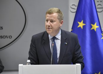 Szunyog viziton veriun e Kosovës: Dëgjova perspektiva të ndryshme për situatën aktuale