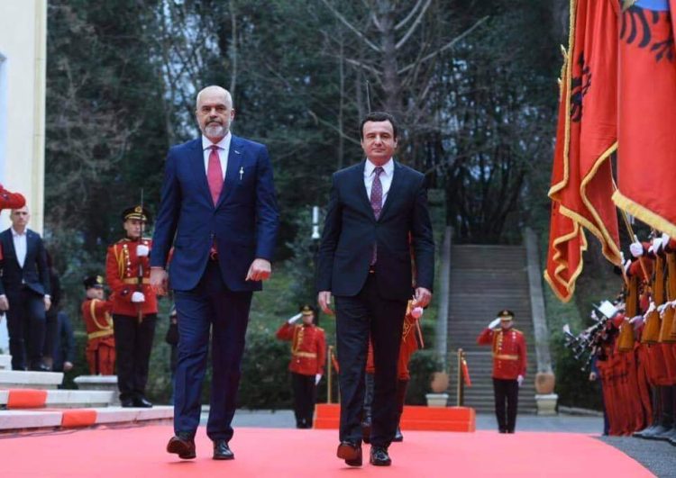 Kurti merr pjesë në Samitin e Procesit të Berlinit në Tiranë