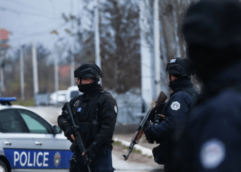 Policia e Kosovës po kryen bastisje në veri lidhur me rastin e Banjskës