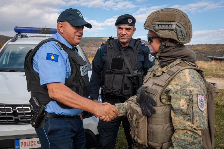 Siguria kufitare: KFOR-i dhe Policia e Kosovës me patrullim të përbashkët