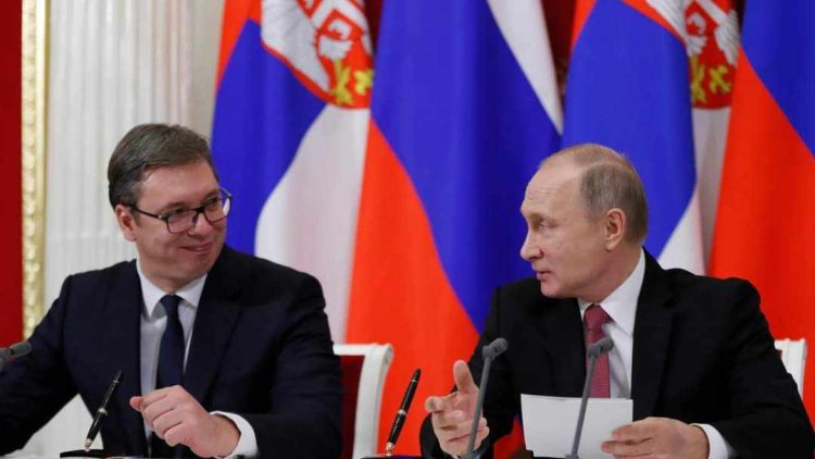 Vuçiqit nuk i intereson se a shqetësohen partnerët nga Perëndimi/ Ai sonte në Kinë, do ta takojë atje edhe Putinin