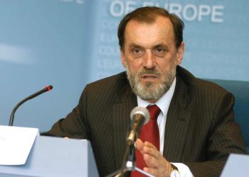 Drashkoviç: Në vend të çdo sanksioni ekonomik dhe politik kundër Serbisë, Evropa “të përballet me të vërtetën”