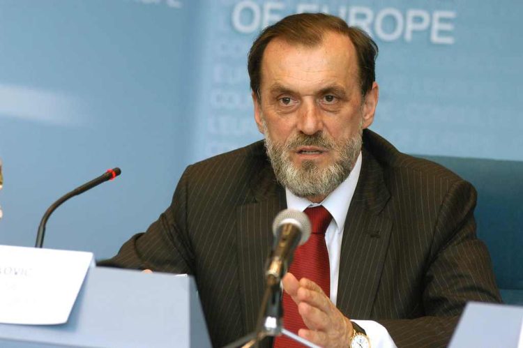 Drashkoviç: Në vend të çdo sanksioni ekonomik dhe politik kundër Serbisë, Evropa “të përballet me të vërtetën”