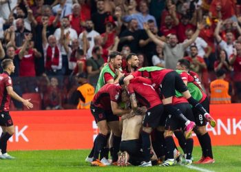 Super aksion i Shqipërisë, Taulant Seferi dyfishon epërsinë