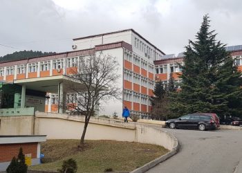 Helmohen 4 qytetarë në Istog, gjendja e tyre stabile