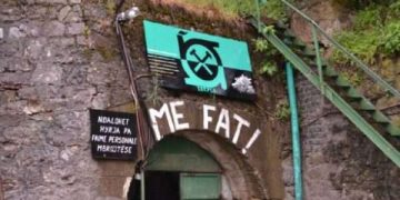 Grevës se urisë në Trepçë u bashkangjiten edhe gratë e administratës