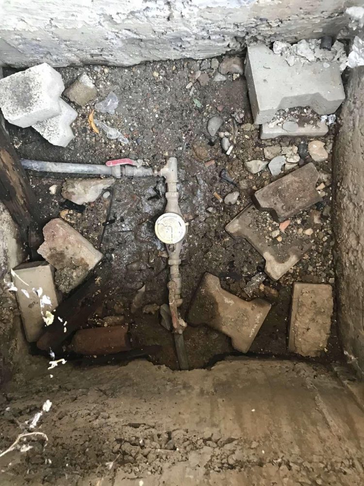 Shkyçen nga furnizimi me ujë disa konsumatorë në Hajvali, borxhe mbi 4000 euro