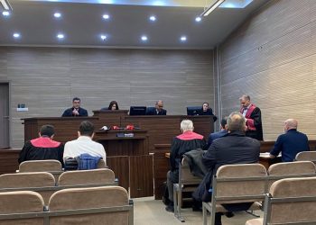 15 të akuzuarit në rastin “Ukë Rugova II” lirohen nga akuza për krim të organizuar dhe kontrabandim me migrantë