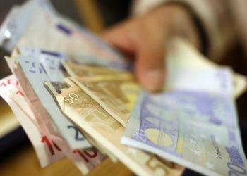 Mbi 12 milionë euro i dërguan mërgimtarët në Kosovë vetëm në shtator