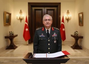 Ministri turk i Mbrojtjes nesër vjen në Kosovë, pritet nga ministri Maqedonci dhe komandanti Bashkim Jashari