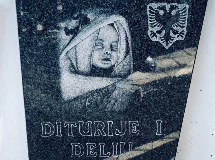 Kryeministri Kurti përkujton Diturije Deliun: Të paharruara e të pafalshme k*rimet e Serbisë në Kosovë