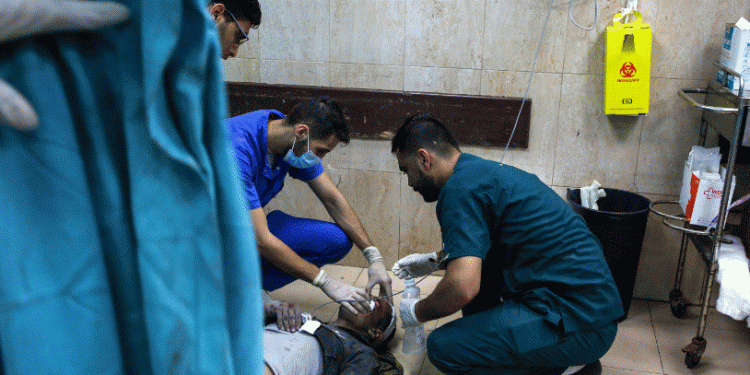 Alarmon OBSH: Disa mjekë kanë kryer operacione pa anestezi në Gazap