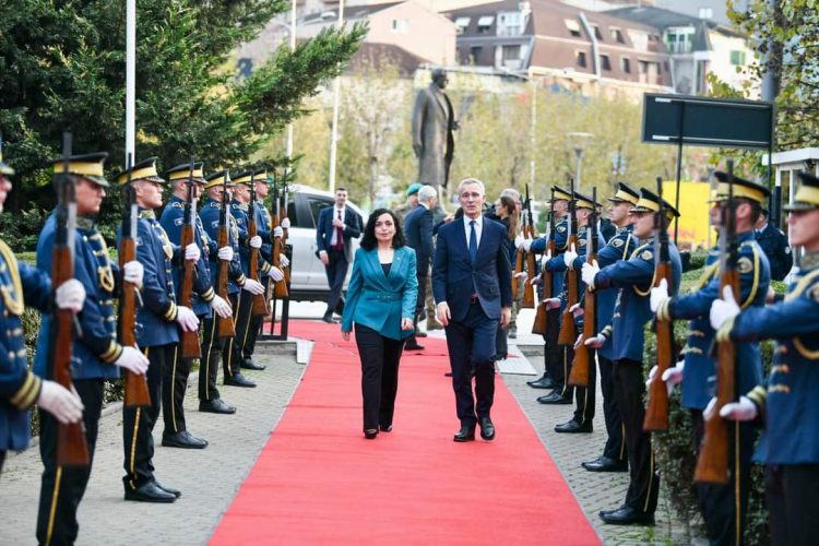 Presidentja Osmani: Vizita e Stoltenbergut vjen në një moment përcaktues për paqen dhe sigurinë në rajon