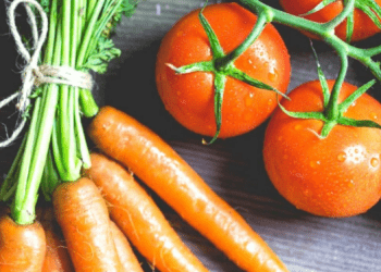 Domatet dhe karrotat, çelësi kundër tensionit të lartë