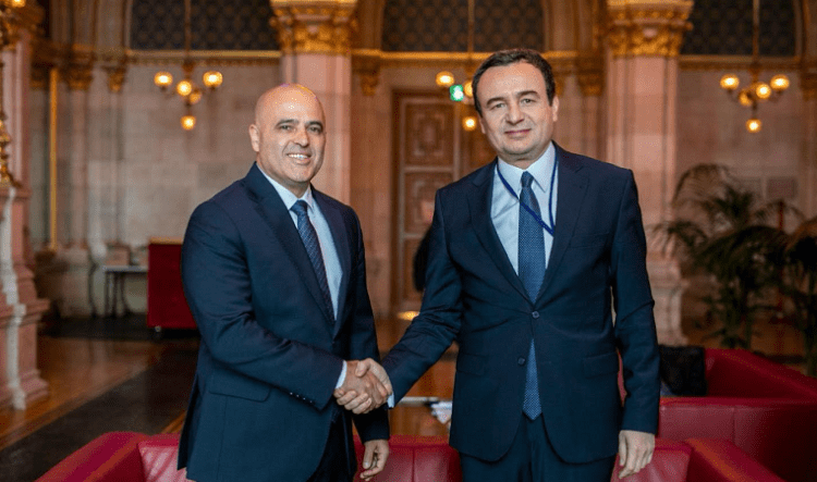 Kryeministri Kurti takon homologun e tij nga Maqedonia e Veriut