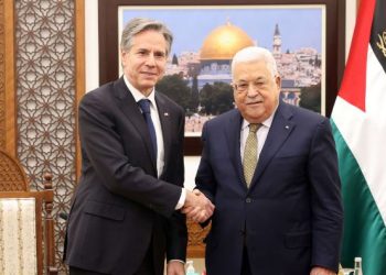 Blinken takohet me Abbasin, në vizitën e tretë në Lindjen e Mesme që nga lufta