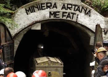 Minatorët e Artanës e kanë ndërprerë grevën