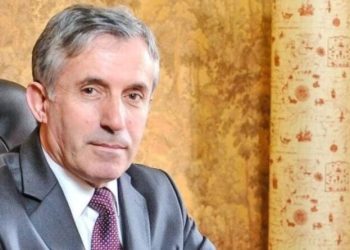 Osmani e Kurti nuk paguajnë asnjë media serbe, ndërsa Vuçiç, Daçiç e Vulin paguajnë në kesh e në natyrë media shqiptare