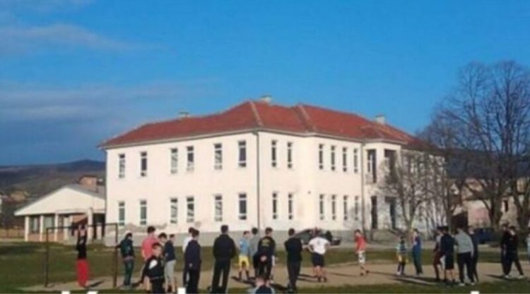 I ndërrohet emri shkollës së Bujanocit nga ‘Desanka Maksimoviq’ në ‘Ismail Kadare’