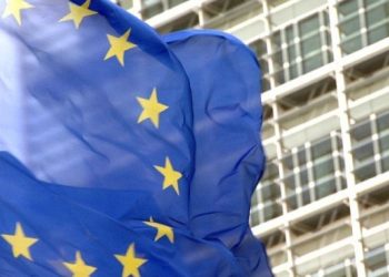 Kërkohet tërheqja e propozimit që i lejon udhëtim pa viza serbëve të Kosovës me pasaporta të lëshuara nga Serbia