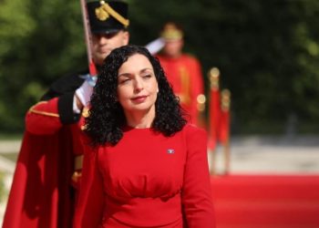 Me ftesë të Ramës, presidentja Osmani udhëton drejt Tiranës