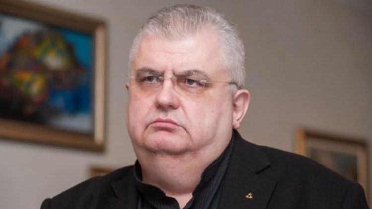 Politikani serb Çanak alarmon për rrezikun në Ballkan: Serbët po armatosen përmes Kishës Ortodokse Serbe