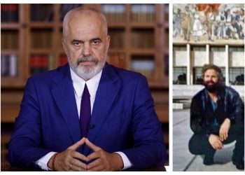 Rama: Adem Jashari ra, la trupin e tij si monument të shtrirë në shtëpinë ku mbante flamurin kombëtar