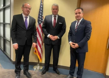 Deputetët e LDK-së takojnë Escobarin, bisedojnë për sfidat që po kalon Kosova në procesin e dialogut me Serbinë