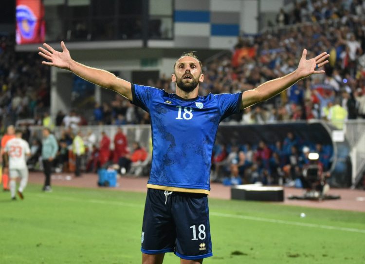 Skandaloze/ Muriqi: Policë izraelitë na kontrolluan në Aeroportin e Prishtinës