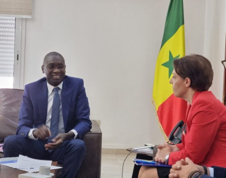 Gërvalla fton për vizitë në Kosovë ministrin e Jashtëm të Senegalit