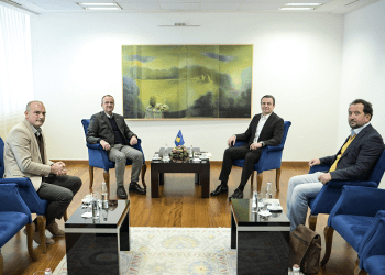 Kurti i pret në takim miqësor Taravarin dhe Snopçen
