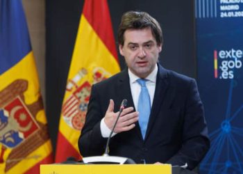 Rusia “nxjerr tym” pasi Moldavia i bashkohet sanksioneve të BE-së