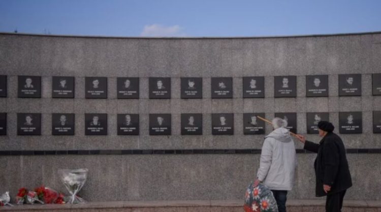 Mali i Zi liron dy të dyshuar për krime lufte në Kosovë