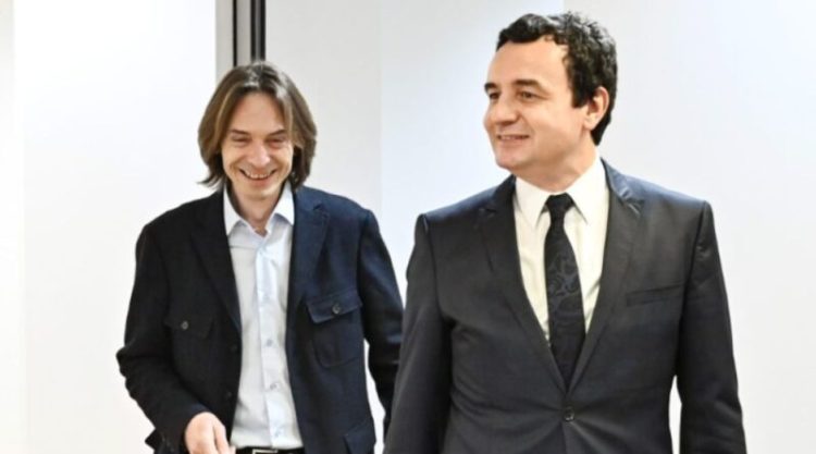 Elvis Hoxha tregon për zgjerimin e Lëvizjes Vetëvendosje në Maqedoni