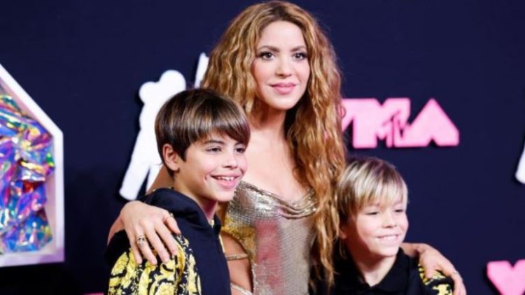 Kush janë të famshmit me IQ më të lartë? Shakira në vendet e para