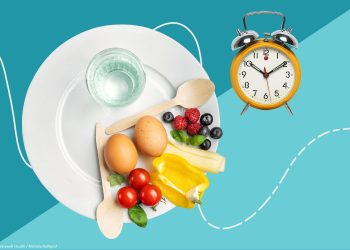 Kufizimi i periudhës së ushqyerjes ndihmon njerëzit me diabet të humbin peshë