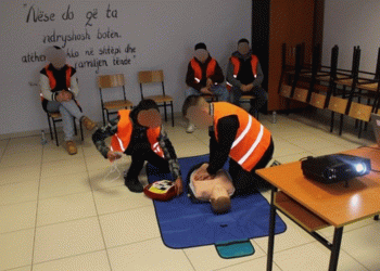 Të miturit në Qendrën Korrektuese në Lipjan ndjekin kursin për ndihmën e parë