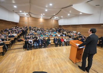 Kurti dhe Nagavci ndajnë shpërblime për nxënësit fitues të garave