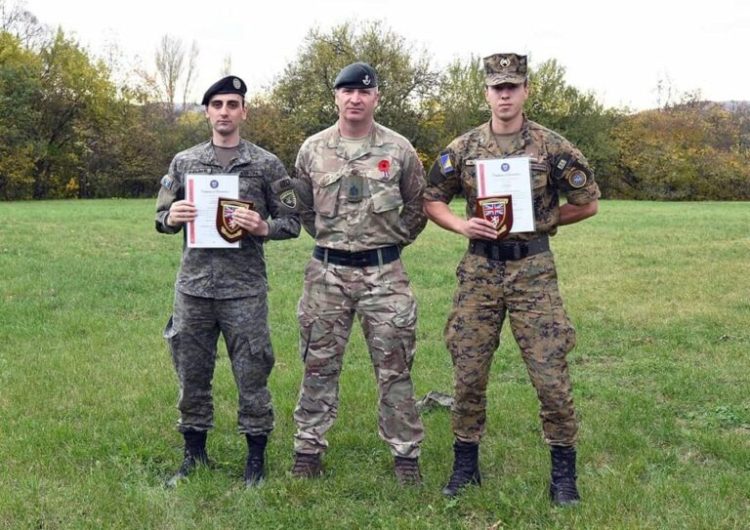 Oficeri i FSK-së fiton çmimin “Studenti më i mirë” në kursin trajnues në Çeki