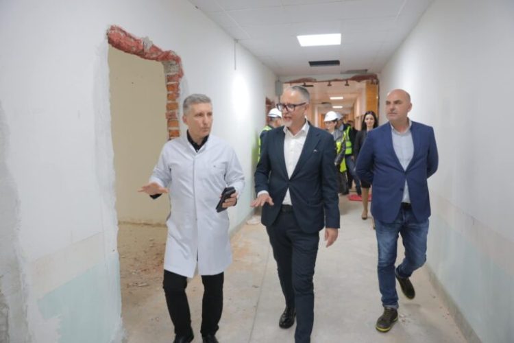 Vitia: Rreth 2 milionë e gjysmë euro investim për transformimin e Klinikës së Gjinekologjisë