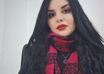 Aktivistja shqiptare Amina Nuraj publikon dokumentin e rëndësishëm mbi demografinë e Sanxhakut në vitin 1913