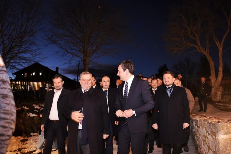 Kryeministri Kurti: Përmes programit të restaurimit po mbrojmë vlerat e trashëgimisë fetare