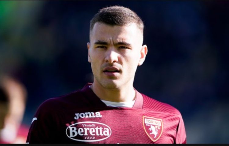 Chelsea mendon blerjen e Buongiorn nga Torino