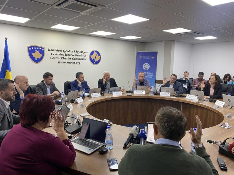 KQZ-ja regjistron një parti serbe në Kosovë