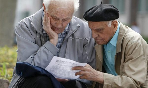 Ata që nuk i kanë plotësuar 15 vite stazh pune – ftohen pensionistët të aplikojnë për kalim në pension parcial kontribut-dhënës