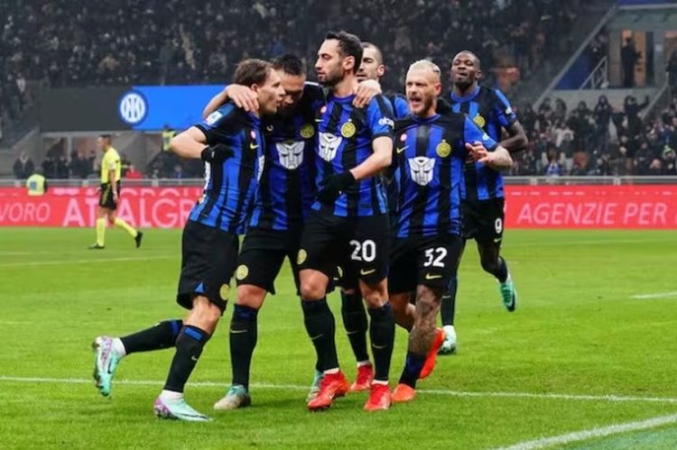 Nuk ka histori, Interi rimerr kreun e renditjes